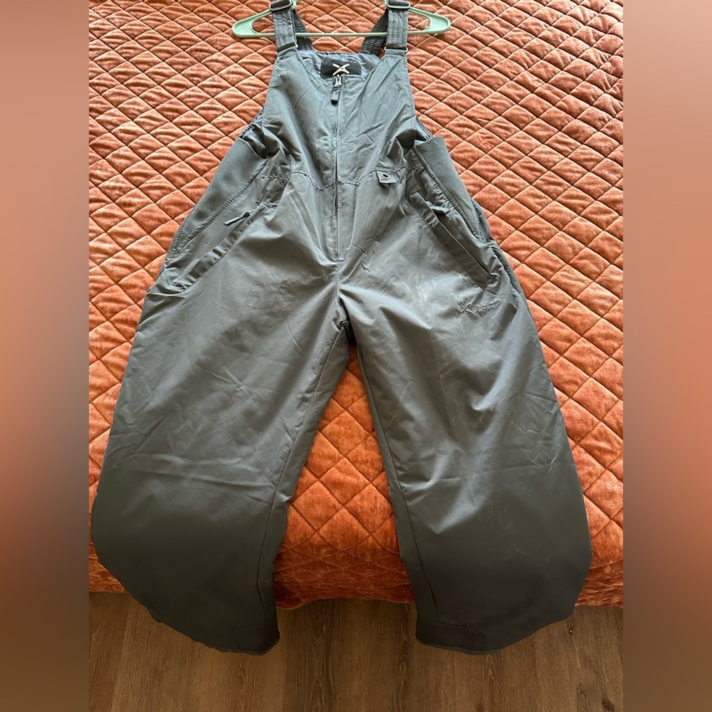Winter snow pants